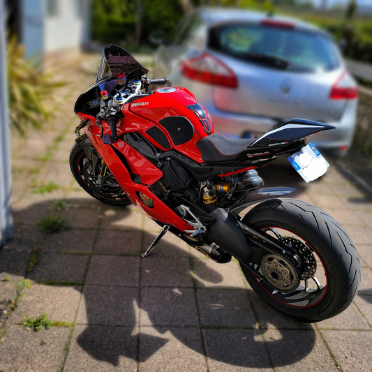 DUCATI Panigale V4S